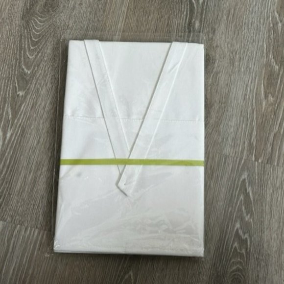 Mary Lake Thompson Herbs de Province Apron - Picture 4 of 5